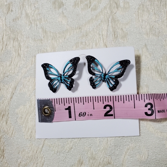 BUTTERFLY Stud Earrings - Picture 3 of 3